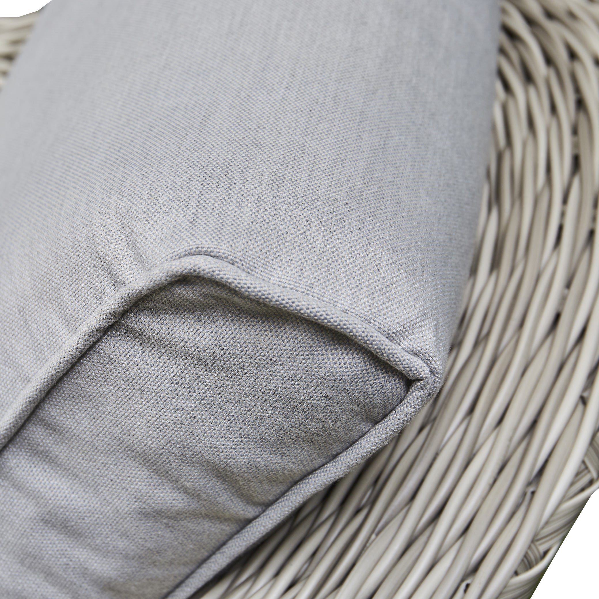 Creating a Cozy Outdoor Space with Rattan Furniture – Design Inspiration and Ideas