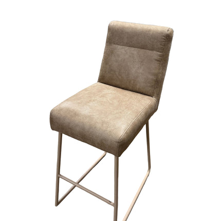 Light brown Indoor Bar Stools – Stylish & Comfortable Seating for Modern Living