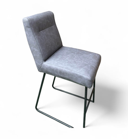 Grey Indoor Bar Stools – Stylish & Comfortable Seating for Modern Living