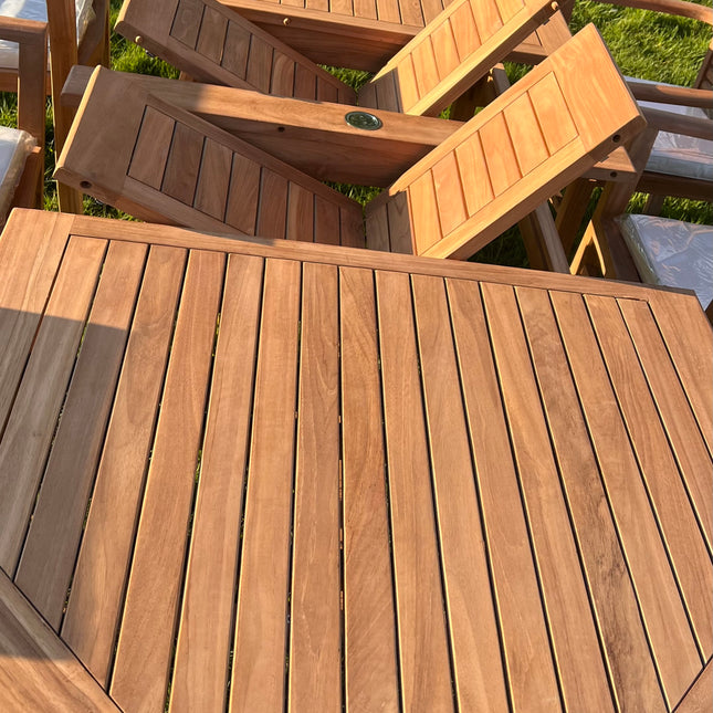 Teak Garden Furniture Set 180cm - 240cm Dining table & 8 Chairs with Cushions & Parasol!
