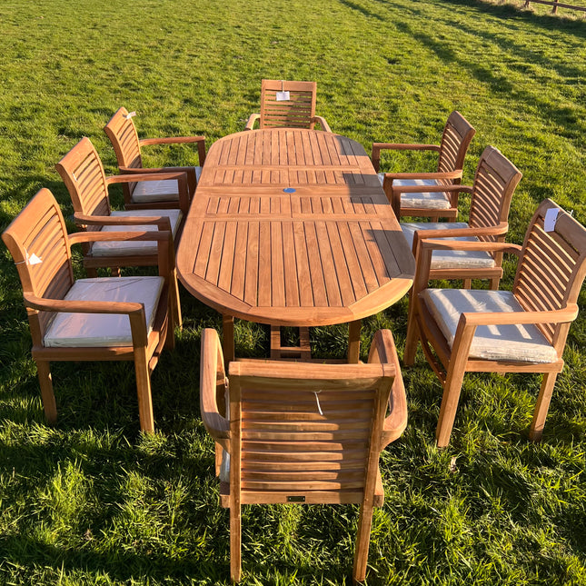 Teak Garden Furniture Set 180cm - 240cm Dining table & 8 Chairs with Cushions & Parasol!