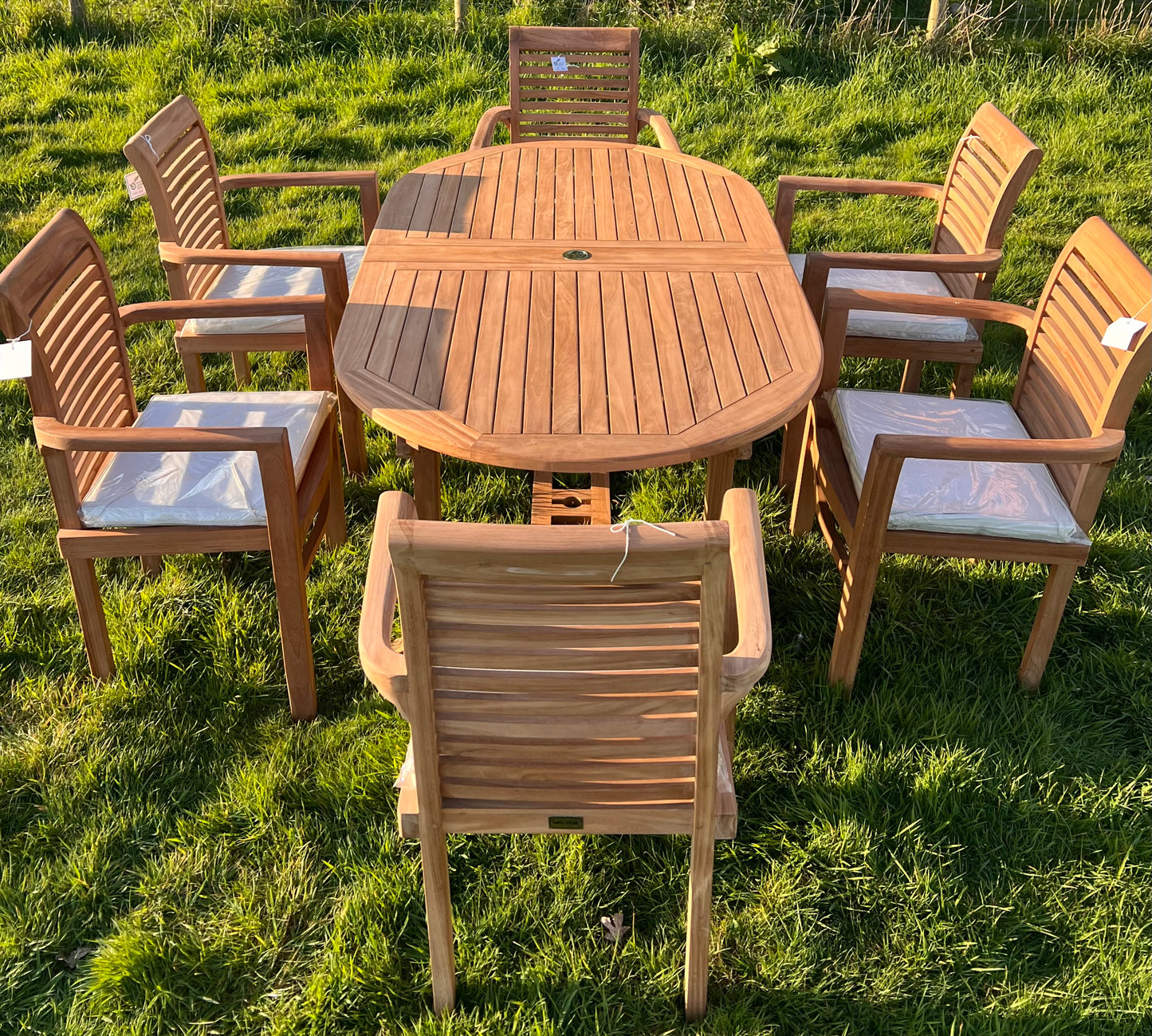 Teak Garden Furniture Set 180cm - 240cm Dining table & 6 Chairs with Cushions