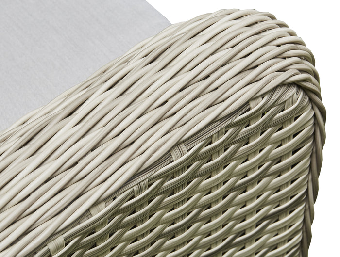 <h2>RK Garden Furniture<br/><span style="text-decoration:underline">Enjoy your outside time.</span></h2>