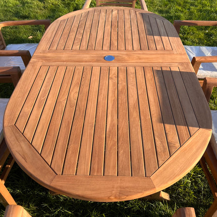 Teak Garden Furniture Set 180cm - 240cm Dining table & 8 Chairs with Cushions & Parasol!